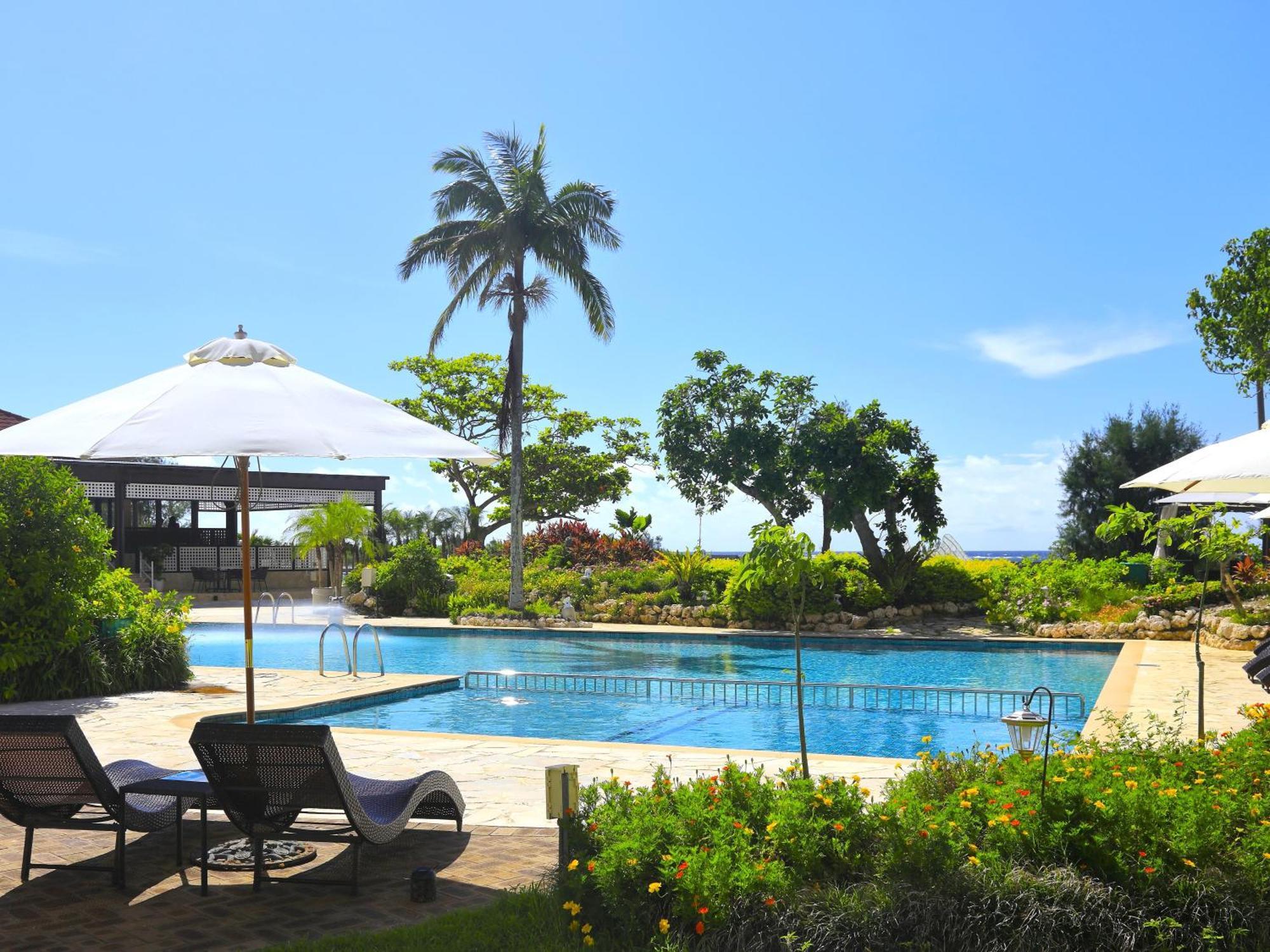 Hotel Breezebay Marina Miyakojima  Exterior photo