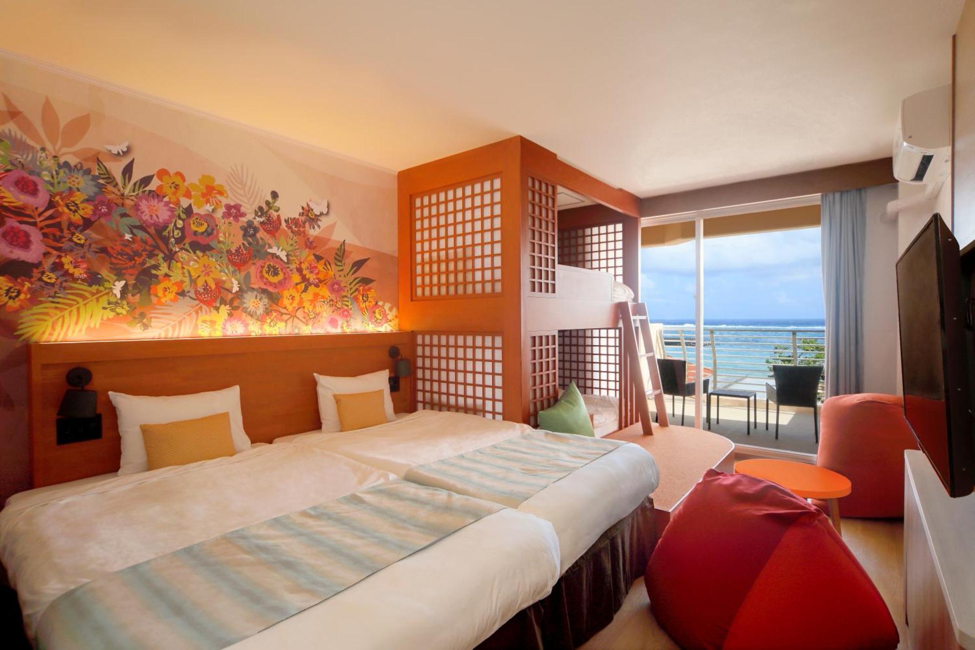 Hotel Breezebay Marina Miyakojima  Exterior photo