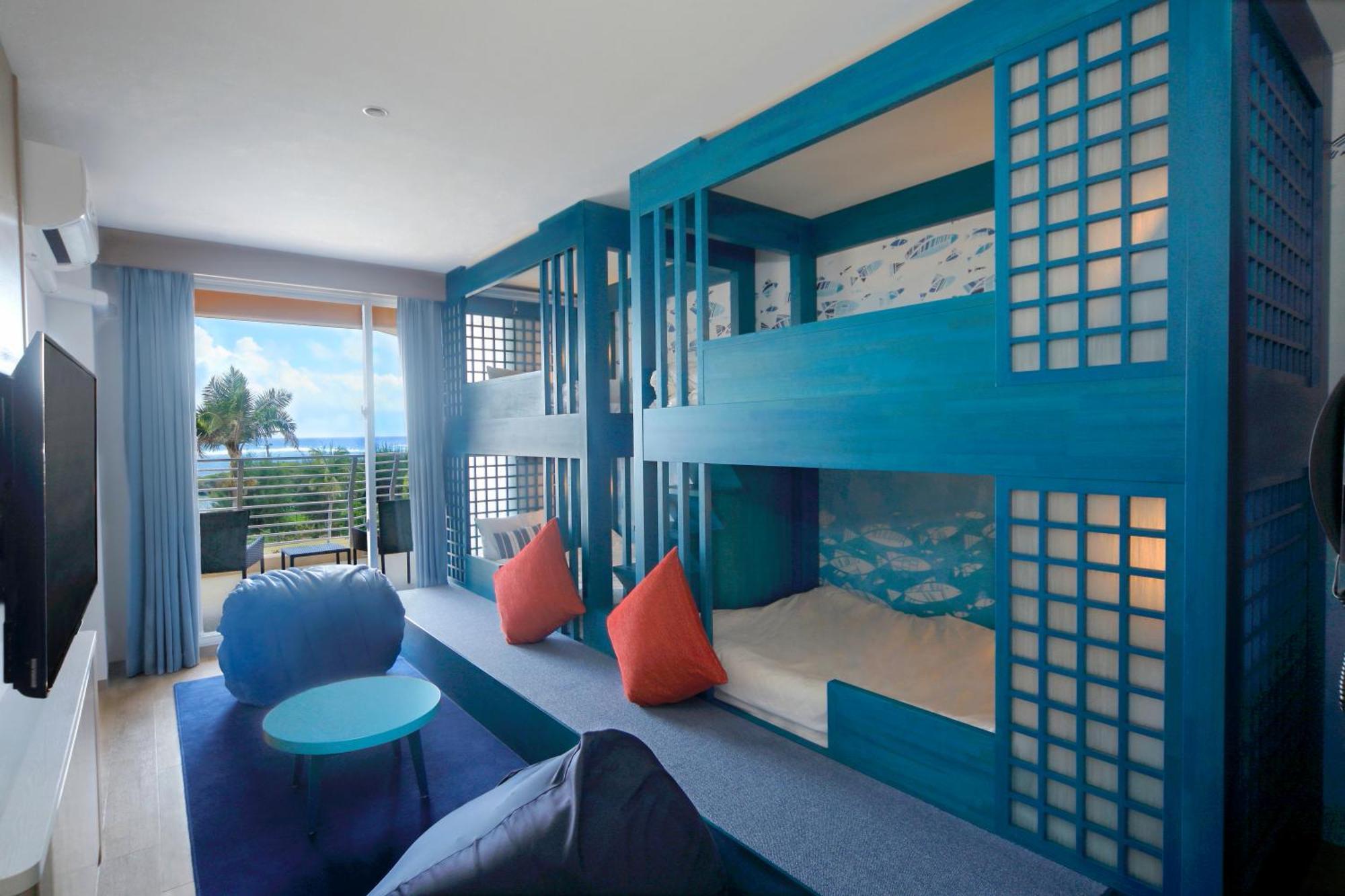 Hotel Breezebay Marina Miyakojima  Exterior photo