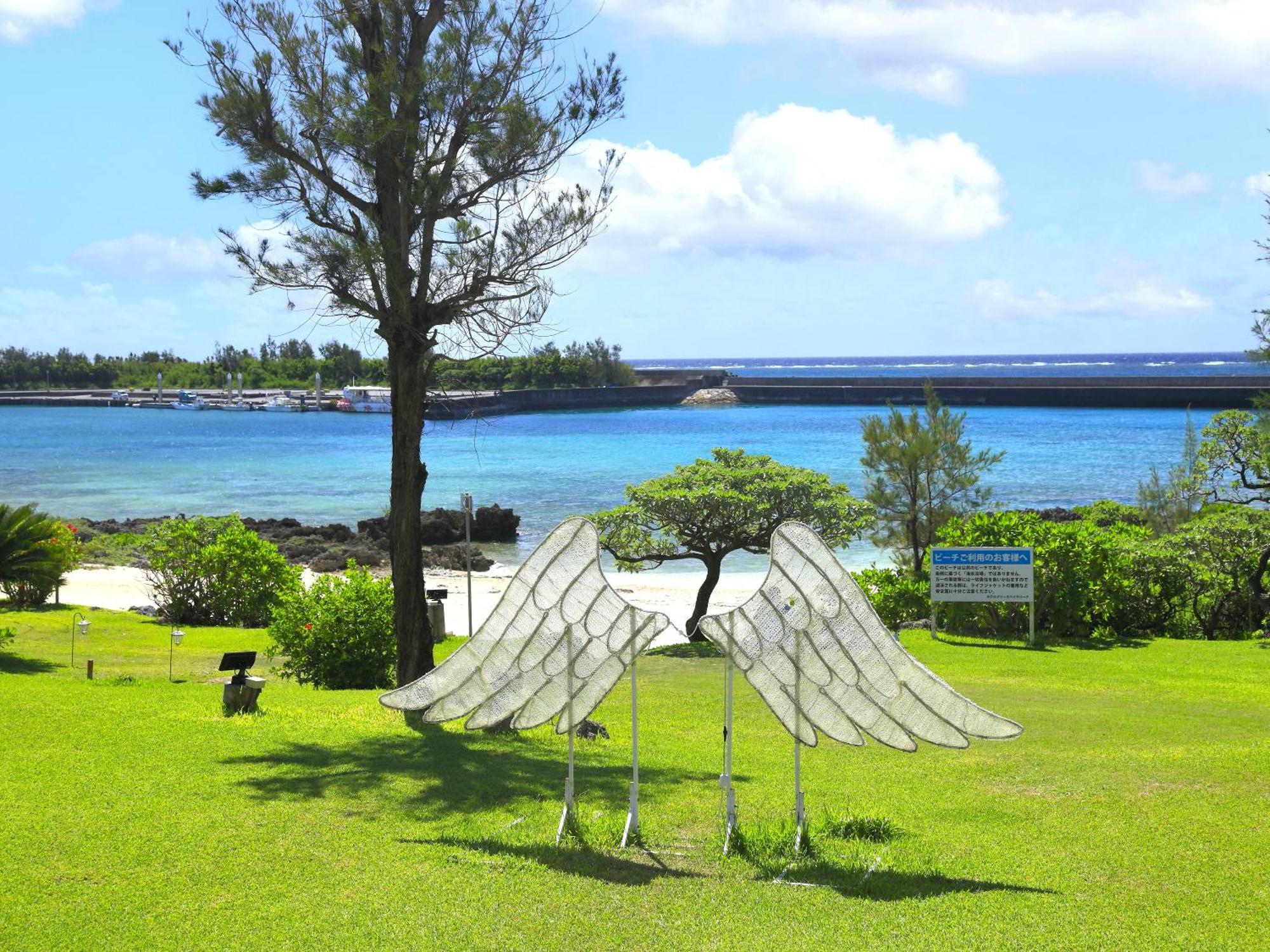 Hotel Breezebay Marina Miyakojima  Exterior photo